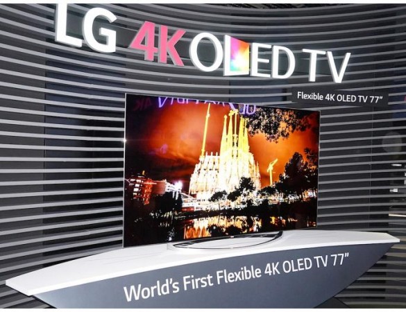 LG 77_ flexible 4K OLED_4_3