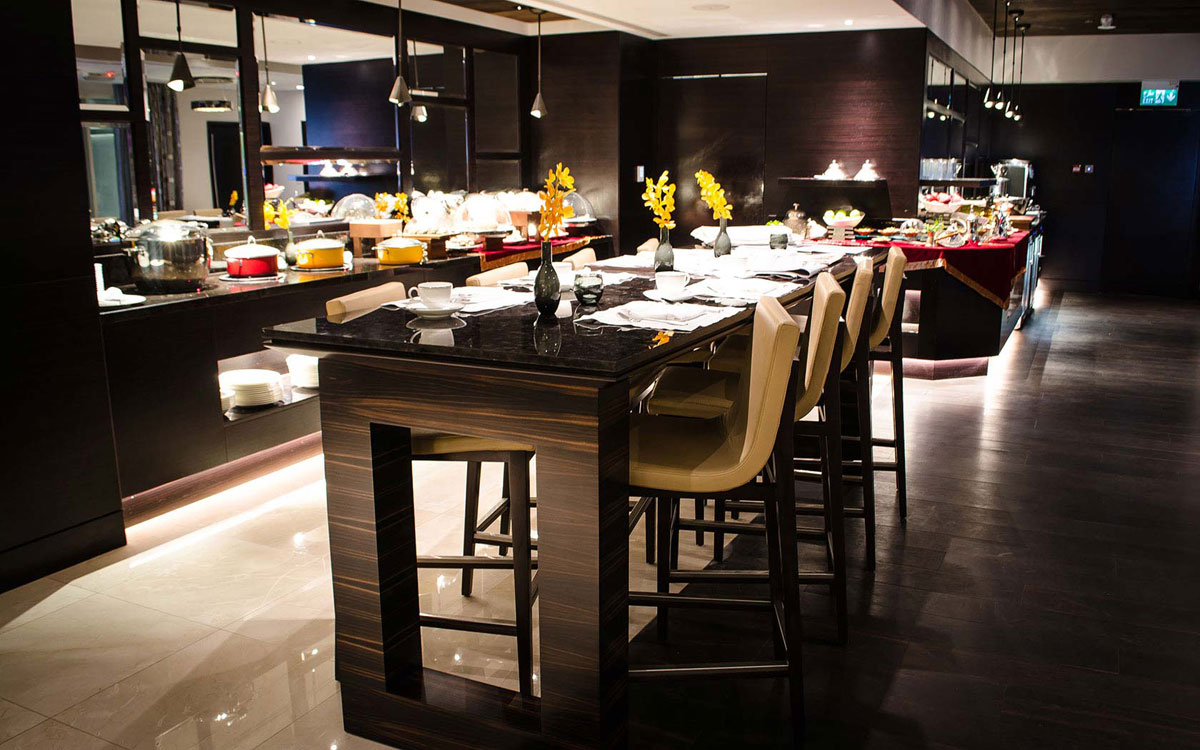 ۶- رستوران Executive Lounge در ماریو مارکیز دوبی