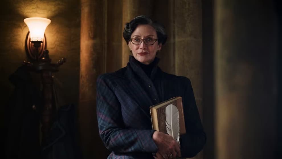 professor-mcgonagall-in-harry-potter-and-the-philosopher-s-stone