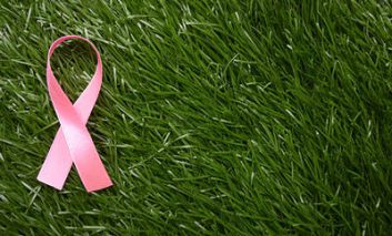 آیا علائم و نشانه‌های سرطان سینه را می‌شناسید؟
