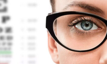 ۷ روش طبیعی برای کاهش فشار چشم