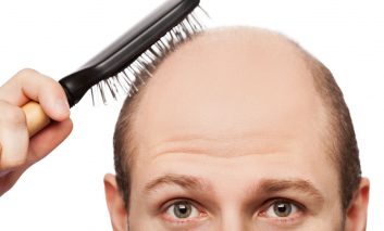 آیا ویتامین‌ها باعث رشد مجدد موهای ریخته می‌شوند؟