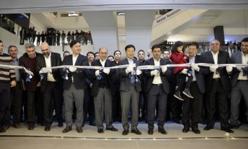 بزرگ‌ترین فروشگاه سامسونگ در ایران افتتاح شد؛ برخورد نزدیک از نوع فناوری نوین