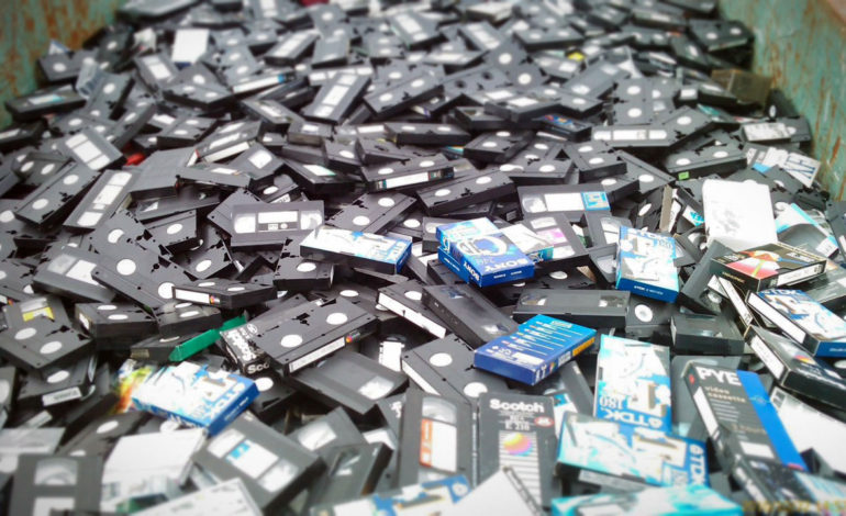 حفظ نوستالژی؛ نوارهای VHS را چطور سالم نگه داریم؟