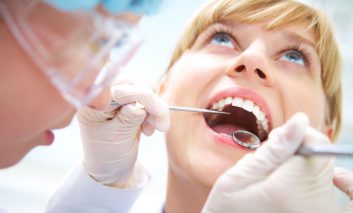 معایب و مزایای انواع پر کردن دندان‌ها