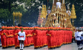 مراسم خداحافظی با پادشاه تایلند