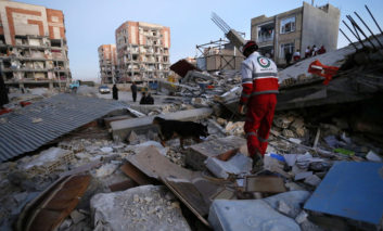 گزارش تصویری: زلزله‌ شدید غرب ایران، تمام ایران را داغدار کرد