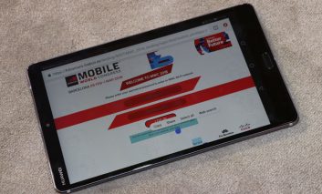 نیم نگاه فوت‌وفن به تبلت جدید MediaPad M5 هوآوی با نمایشگر ۸٫۴ اینچ در کنگره جهانی موبایل ۲۰۱۸