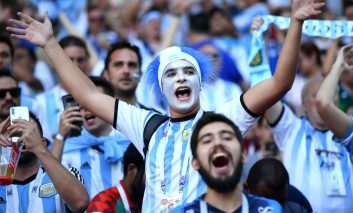 یک جام و یک جهان: آرژانتین - ایسلند