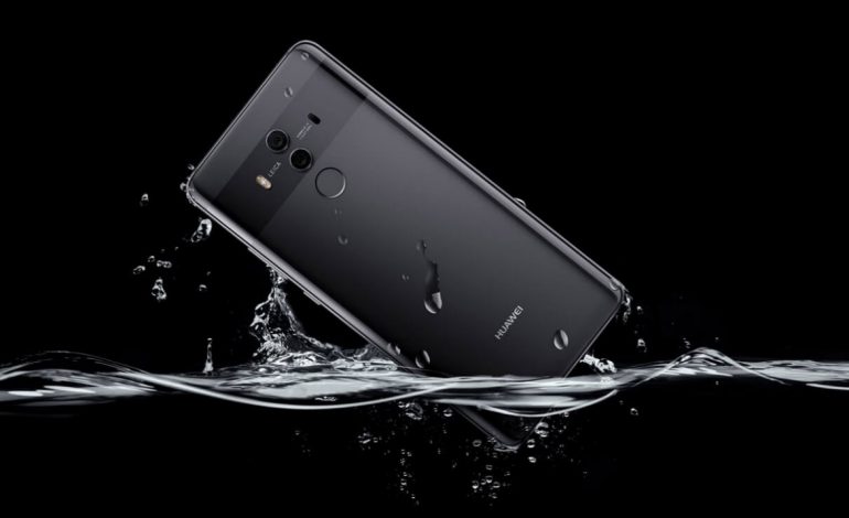 Huawei Mate 10 Pro؛ گوشی که از آب هراسان نیست!