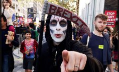 گزارش تصویری: بهترین بنرها در راهپیمایی لندنی‌ها علیه برِکسیت