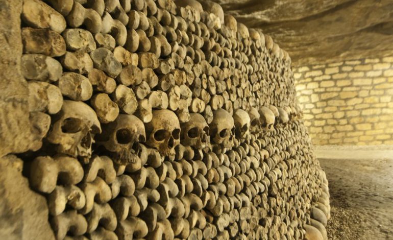 جاذبه‌های گردشگری ساخته شده از استخوان واقعی انسان
