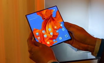 گالری تصاویر Huawei Mate X، تبلت زیبای تاشو هواوی