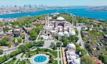 چطور از مشهد و تبریز تور استانبول رزرو کنیم؟