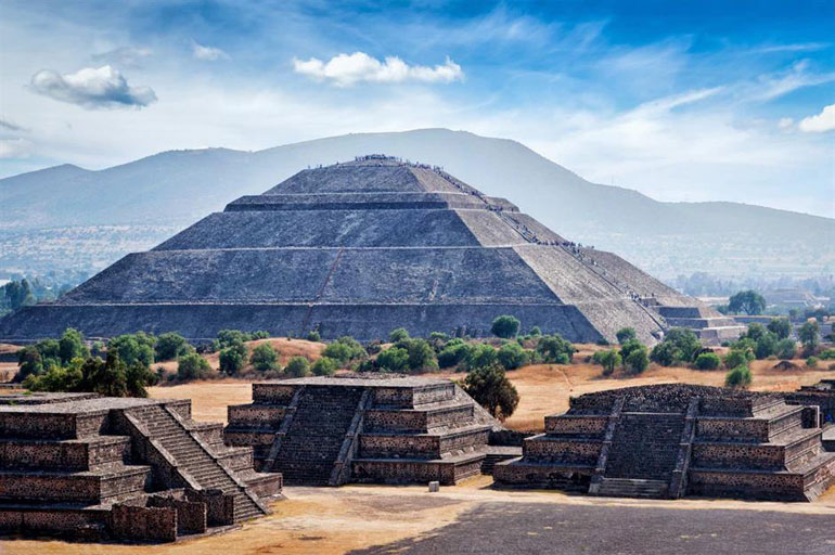 Pyramids of the Moon and Sun, San Juan Teotihuacán, Mexico