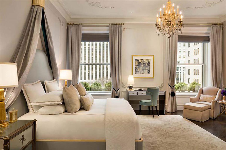 Royal Suite, Plaza Hotel, New York City, New York, USA, £29,600
