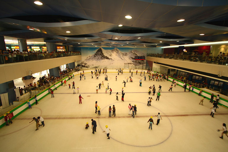 SM Mall of Asia (4.2 million sq ft)