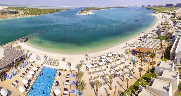 ساحل یاس در ابوظبی امارات
