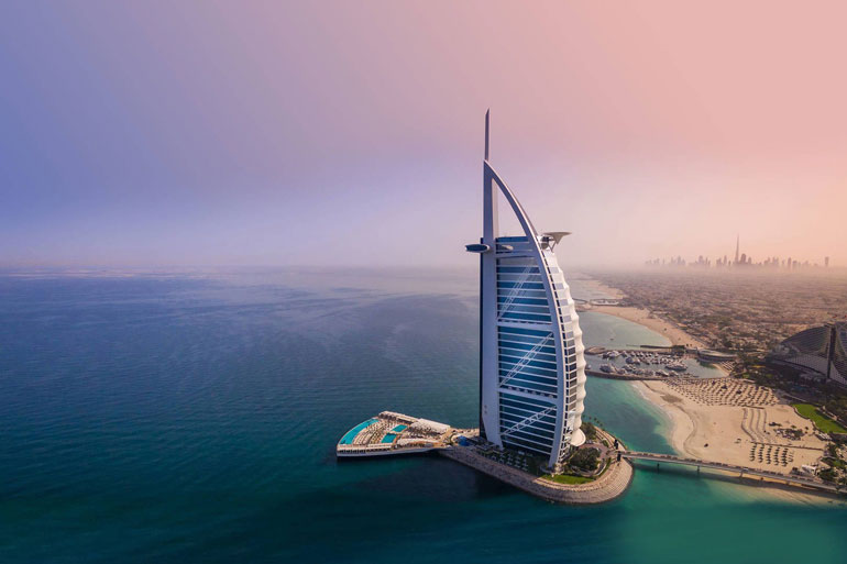 بهترین هتل دبی با نمایی زیبا: هتل برج العرب دبی