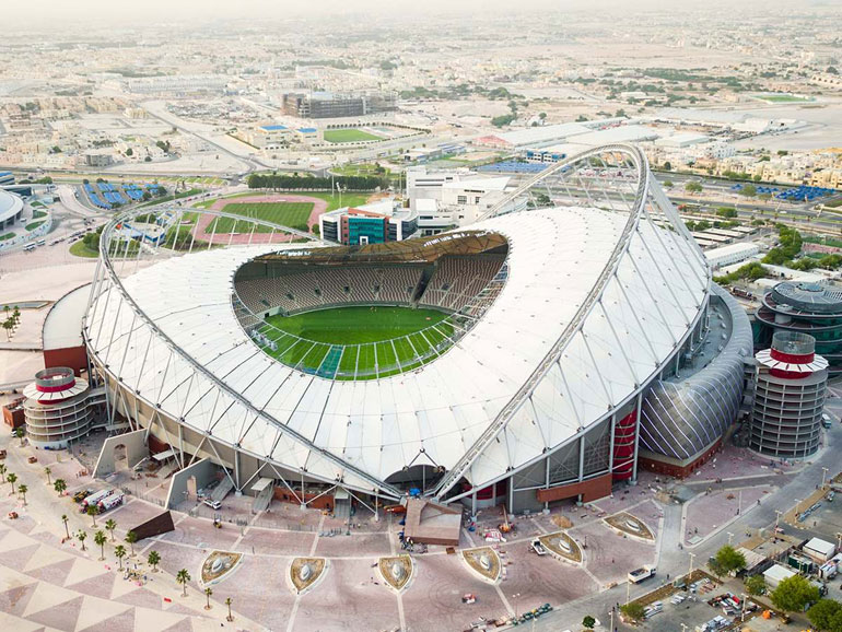 استادیوم بین‌المللی و قدیمی خلیفه قطر