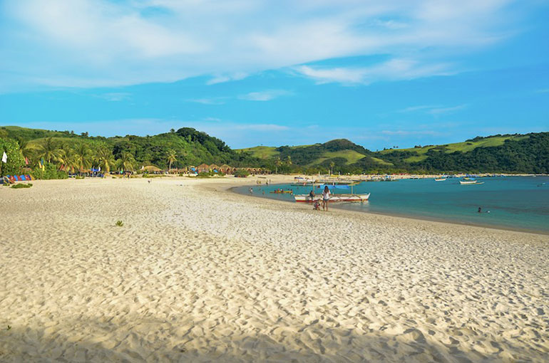 Mahabang Buhangin Beach, Calagua Islands