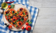 طرز تهیه پیتزا رژیمی؛ چگونه بدون نگرانی پیتزا بخوریم؟