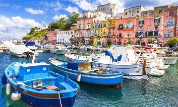 بهترین جزایر کوچک ایتالیایی برای سفری بهاری