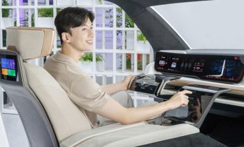 خودنمایی ال‌جی دیسپلی در نمایشگاه K-Display 2023