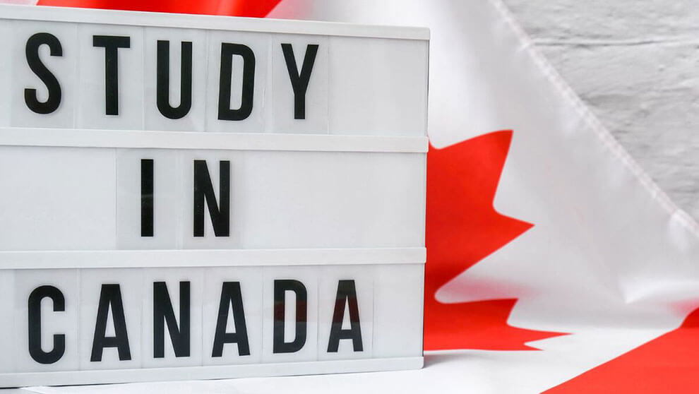 اهمیت اخذ ویزای تحصیلی کانادا