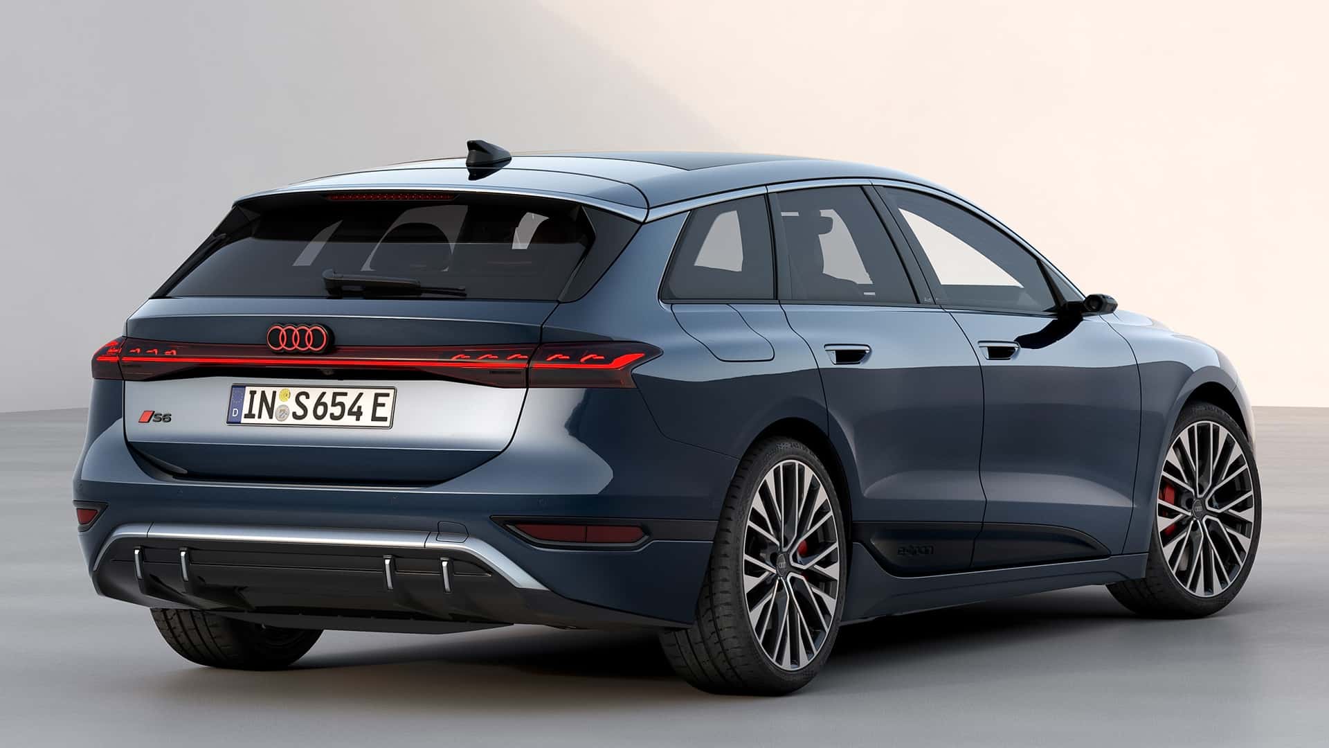 2025 Audi S6 Avant E-Tron 