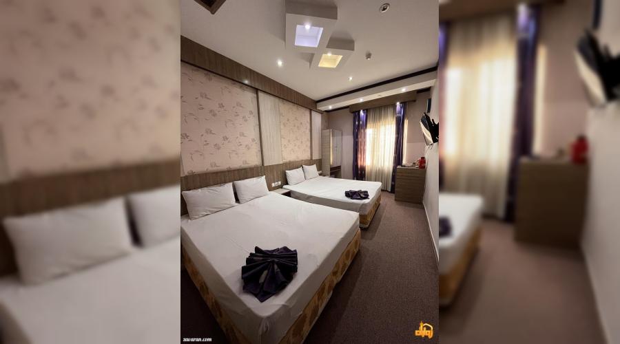 ​اتاق 4 تخته هتل یک ستاره تاج مشهد