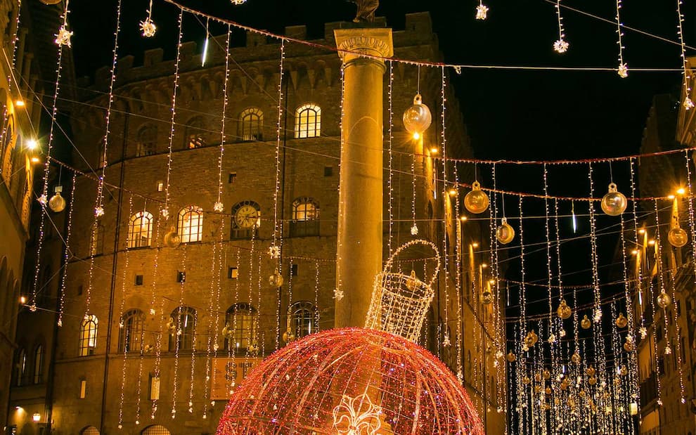 سنت‌های عجیب سال نوی میلادی در جهان