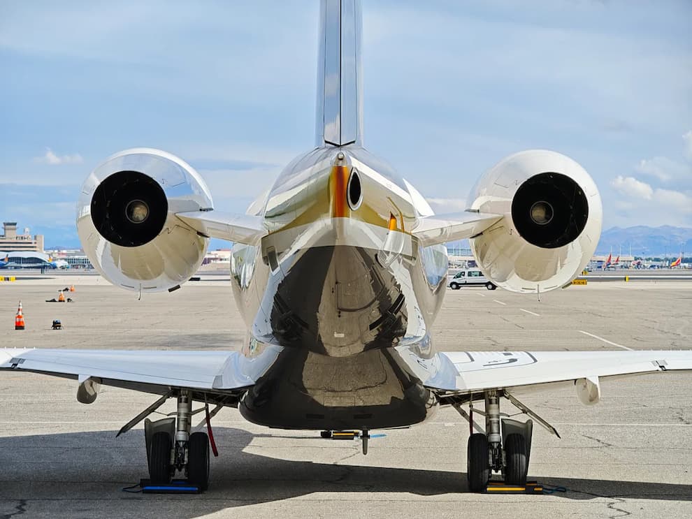 Poco-F8-Ultra-camera-samples-plane